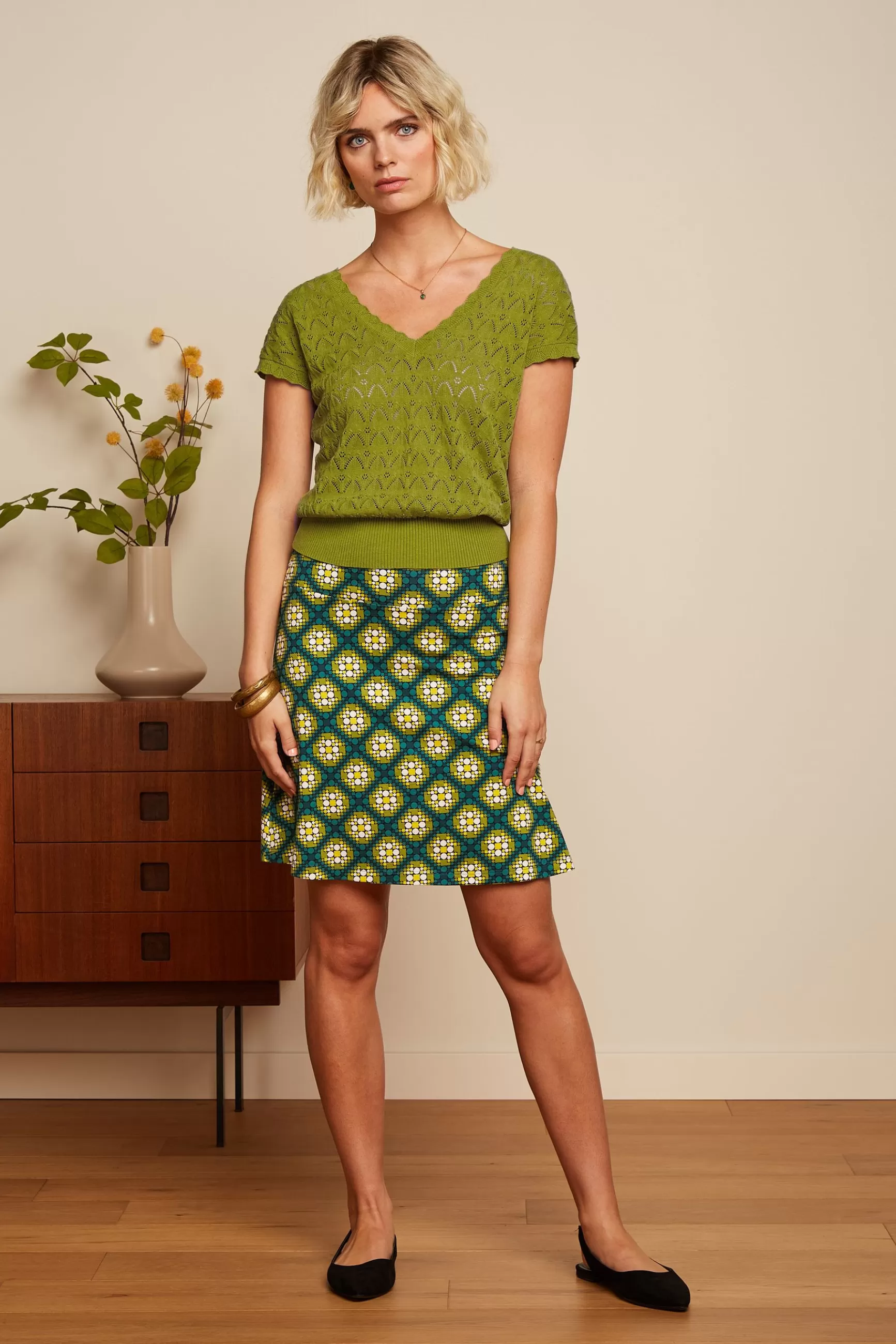 Border Skirt Kirby^King Louie Clearance